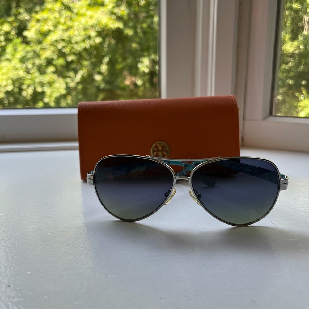 Tory Burch Pilot sunglasses